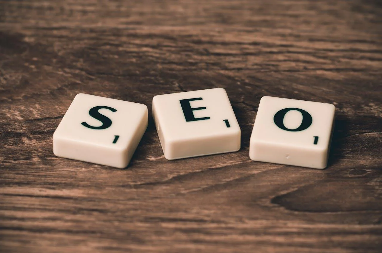 SEO și experiența utilizatorului: cum influențează UX pozițiile în Google